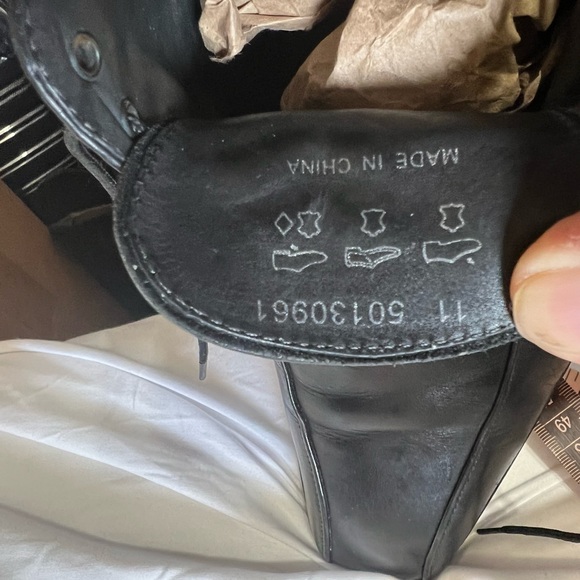 BOSS by HUGO BOSS leather shoes excellent condition all leather size 11 - Picture 5 of 10